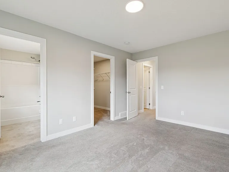 1 Reunion Loop NW — Photo 54