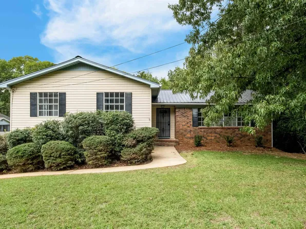 704 Drake Ave, Bessemer, AL 35020