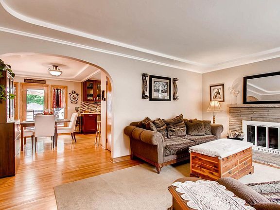 3rd image of 7421 Wentworth Ave S