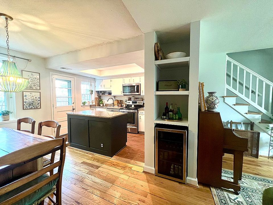 Open kitchen 