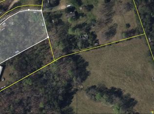 120/124 Chow Hollow Ln, Pickens, SC 29671