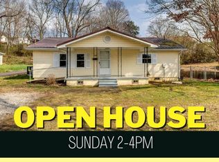 1618 Hogan St, Athens, TN 37303