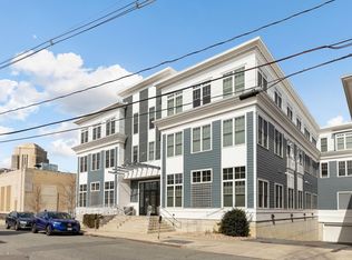 353 Summer St UNIT 305, Somerville, MA 02144