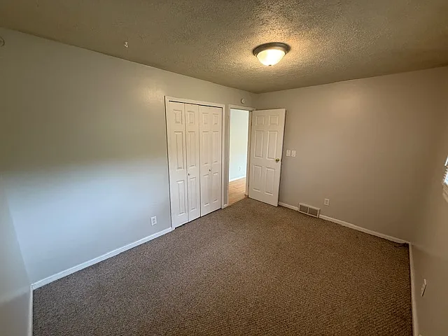 35633 Seville St — Photo 12