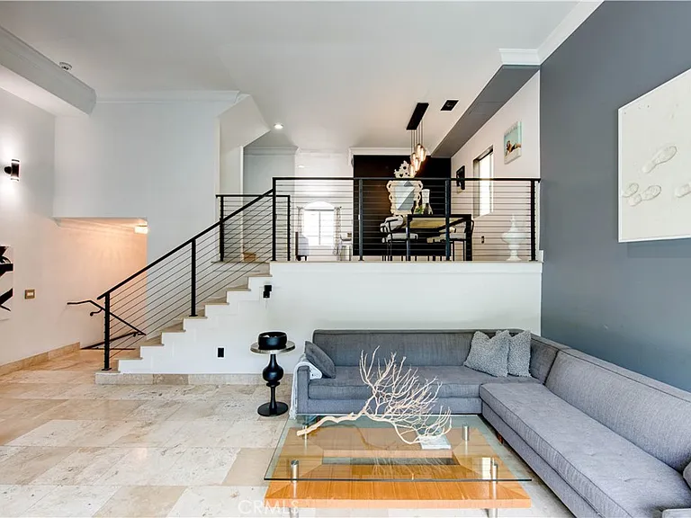 7330 De Soto Ave — Photo 2