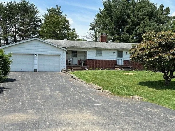 54 Guster Ln, Transfer, PA 16154