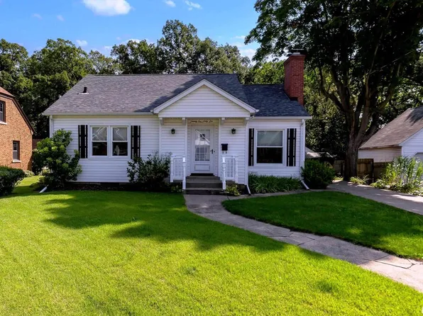 2166 10th Street Pl, East Moline, IL 61244