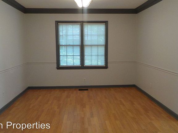 4th image of 105 N Overland Dr