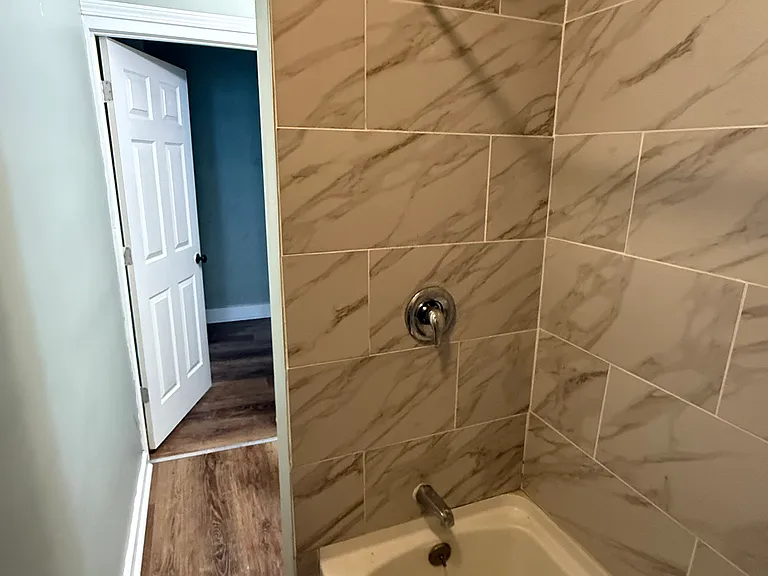 1721 Allandale Ave #3 — Photo 5
