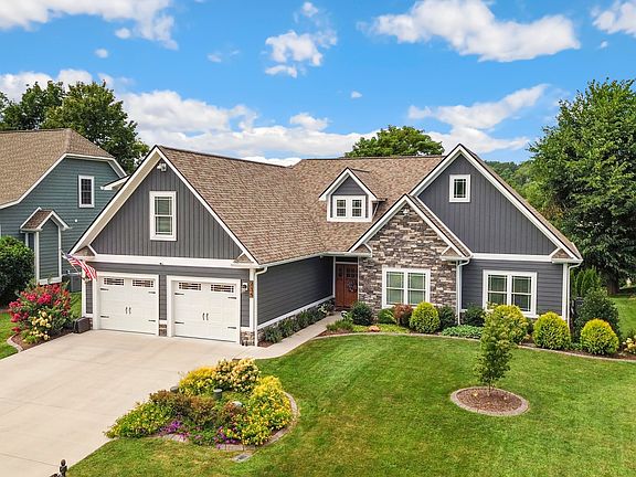 2nd image of 235 Riverwatch Cir