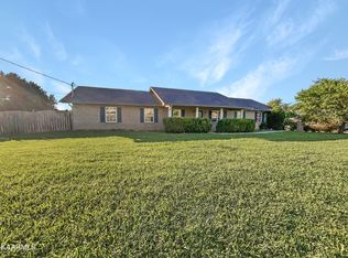 1403 Broadview Cir, Sevierville, TN 37876