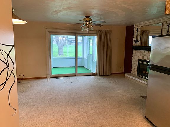 4th image of 174 Glenwood Dr