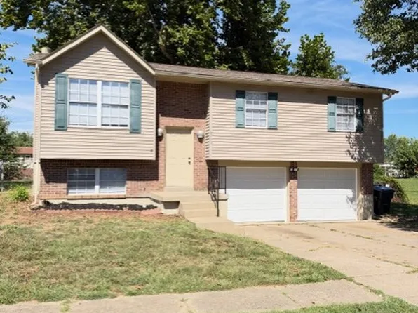 (undisclosed Address), Radcliff, KY 40160