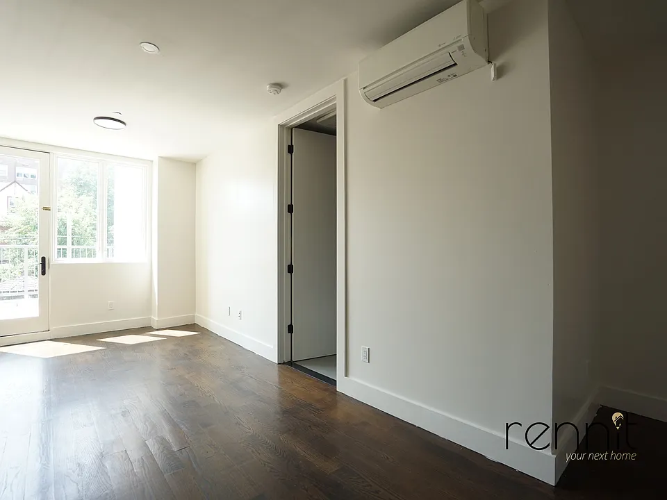 1620 New York Ave #202