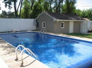 1350 Fremont Ave, Saint Paul, MN 55106