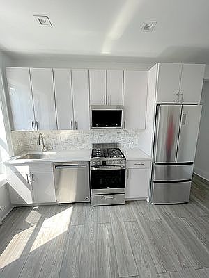 2nd image of 21-81 38th St