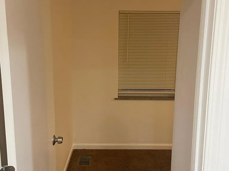 ROOM 2