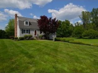 13 Arlene Dr, Pelham, NH 03076