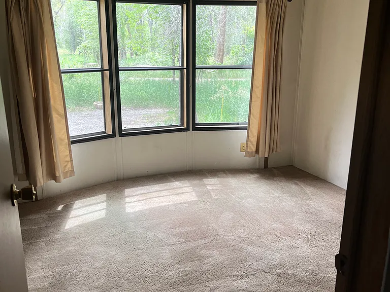 bedroom #1