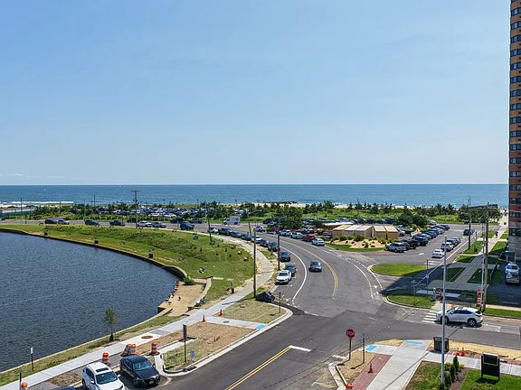 Approximate view shown. Actual view may vary and is subject to change.