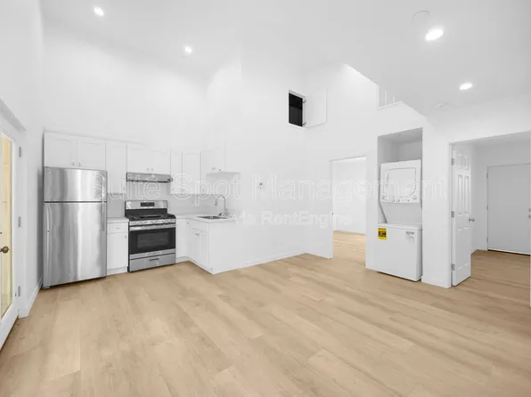 308 N Catalina Ave, Redondo Beach, CA
