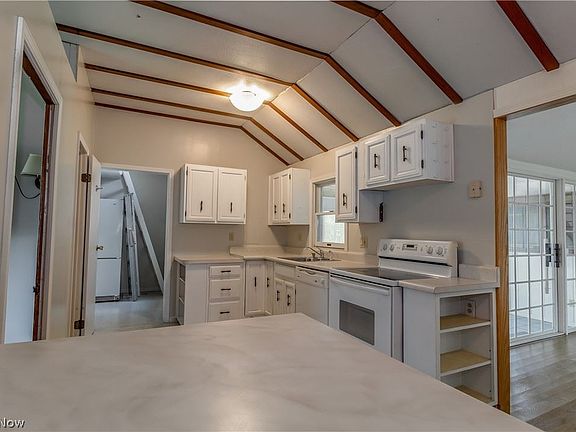 4th image of 7245 Brynmawr Ave