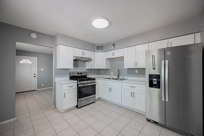 1721 E Sheridan St #D — Photo 7