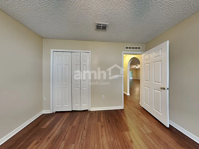7187 Rutland Ct — Photo 15