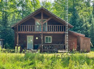 18574 S Laird Rd, Pelkie, MI 49958