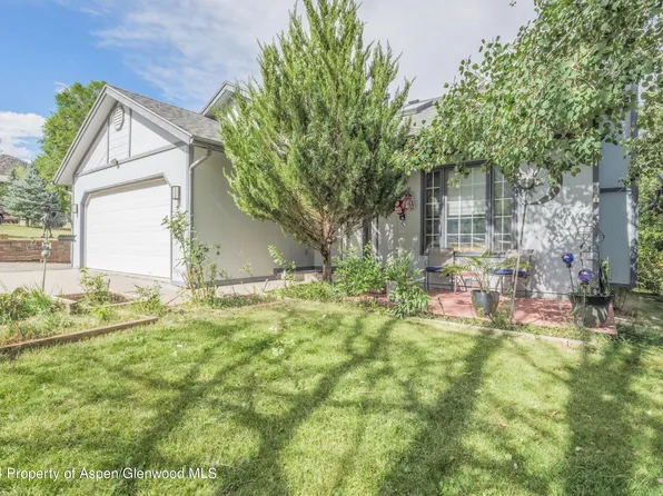 820 Mountain View Dr, New Castle, CO 81647