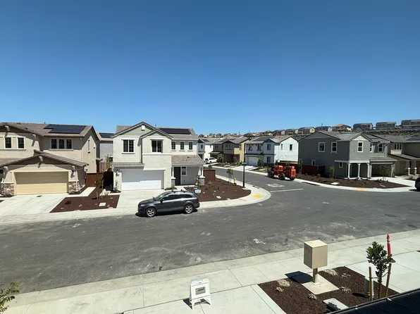 4829 Happy Hallow Dr, Folsom, CA 95630