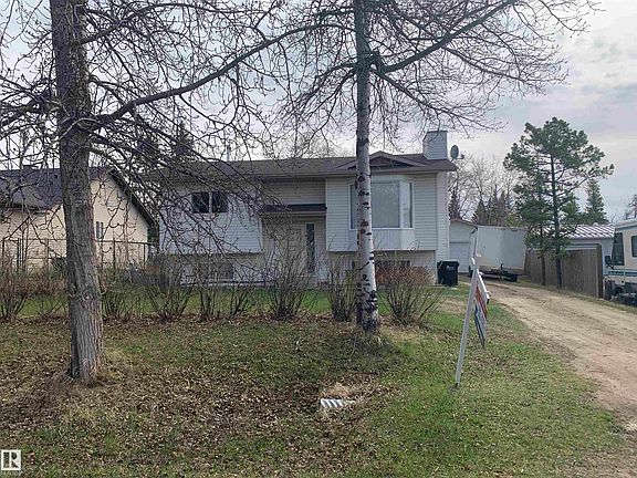 2nd image of 51551 Range Rd #212A-32