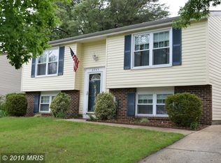 2945 E Almondbury Dr, Pasadena, MD 21122