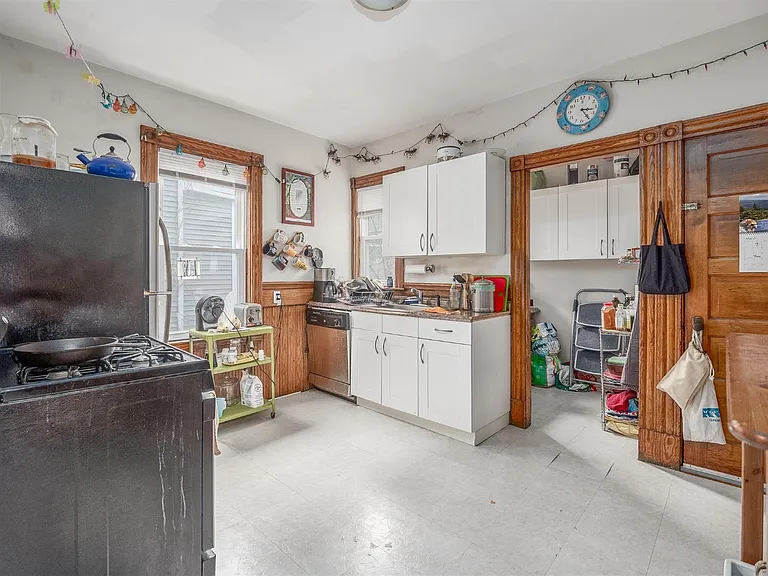 81 Bristol Rd #2 — Photo 9