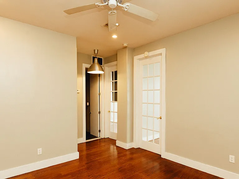75 Jefferson St #3F — Photo 16