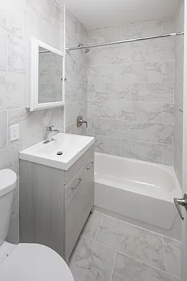 Rented by MOTION New York | media 15