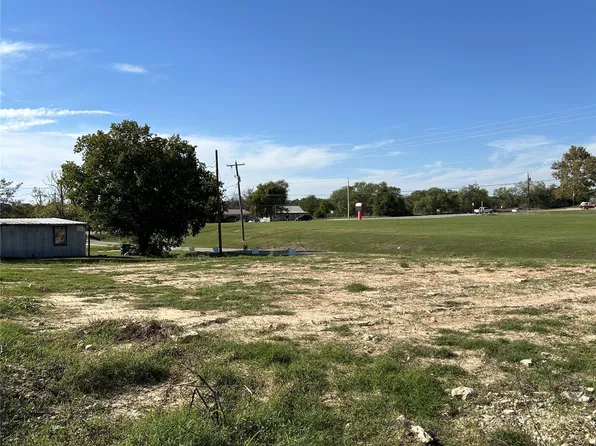 720 Carson, Hico, TX 76457