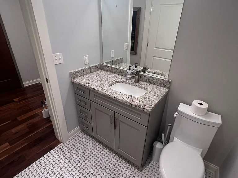 115 Willow Ave #203 — Photo 11