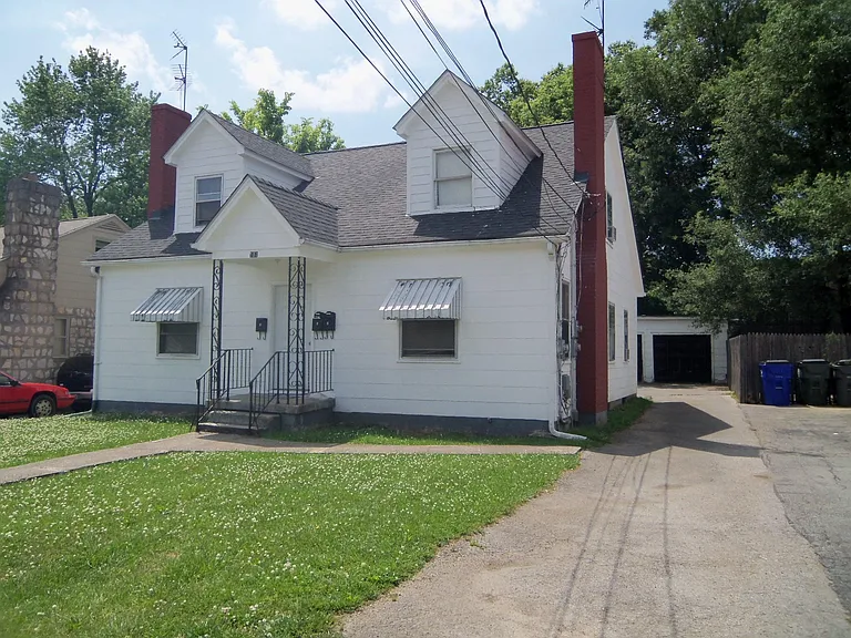 107 Halls Ln #3 — Photo 1