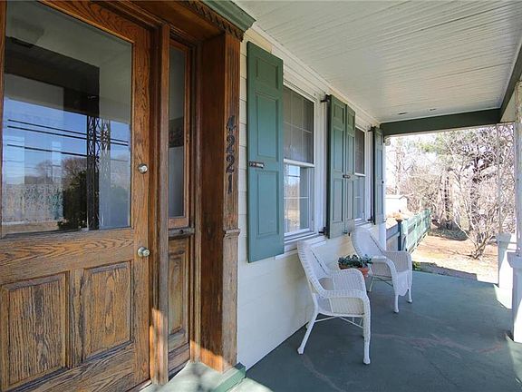 4th image of 4221 Freemansburg Ave