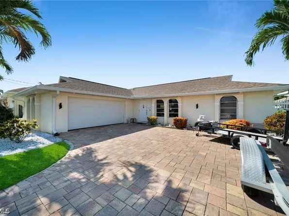 1220 SW 54th Ln, Cape Coral, FL 33914