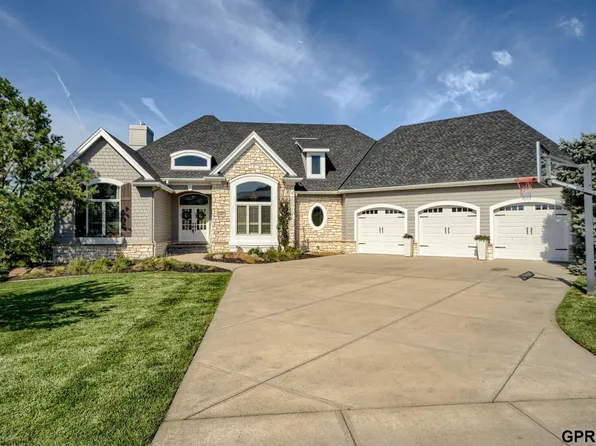 12261 Bobwhite Rd, Gretna, NE 68028
