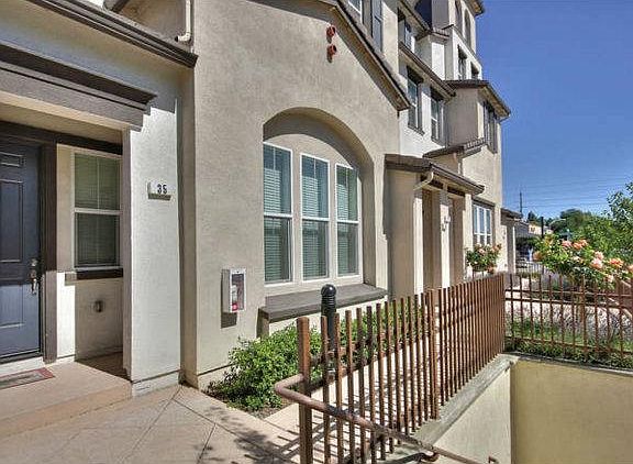 3rd image of 35 Bettencourt Way