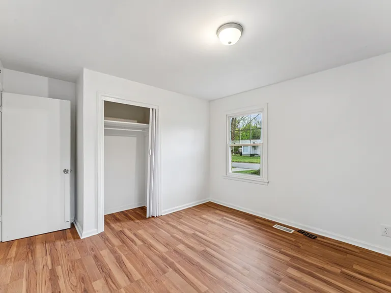 417 Price Dr — Photo 26