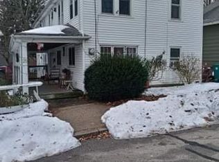 25 Glen Rd, Woonsocket, RI 02895