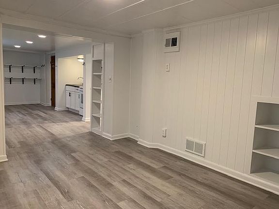 5th image of 406 N Hamilton St