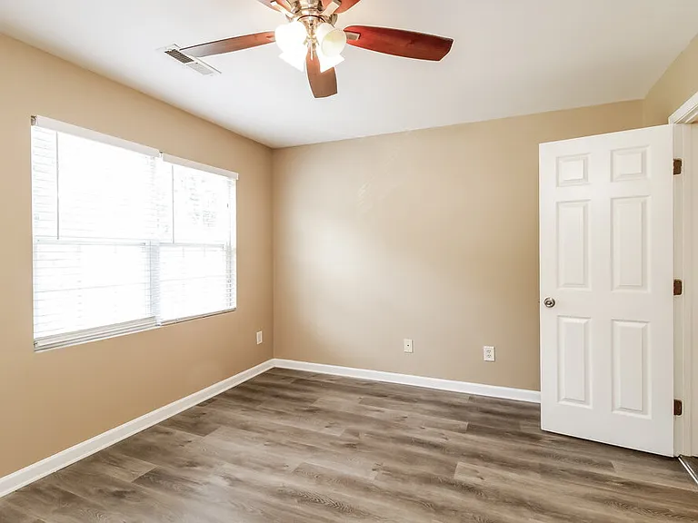 4014 Mountainridge Dr — Photo 11