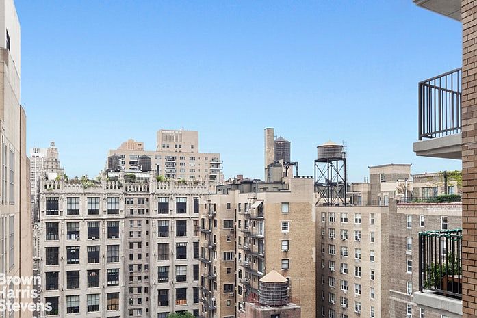 1st image of 5 W 65th St #18D