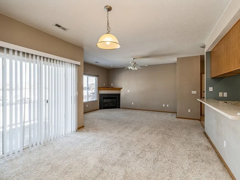 1320 SE Florence Dr #16 — Photo 3