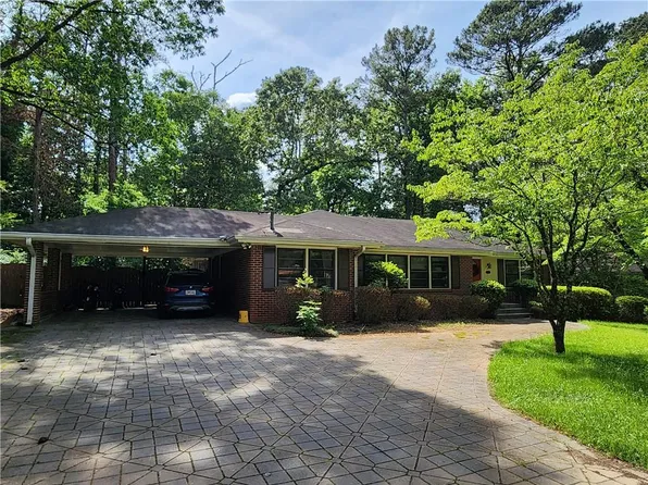 2364 Clairmont Rd NE, Atlanta, GA 30329